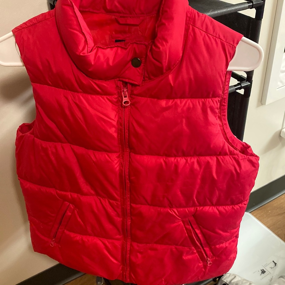 Gap hot pink puffer vest